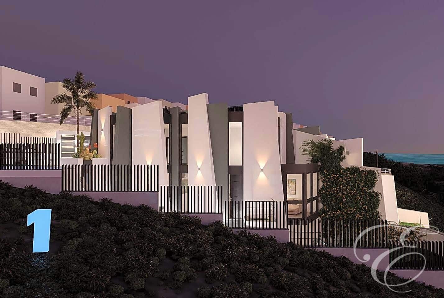 Grunde uden byggetilladelser til salg i Almayate - € 100.000 (Ref: 7862591)