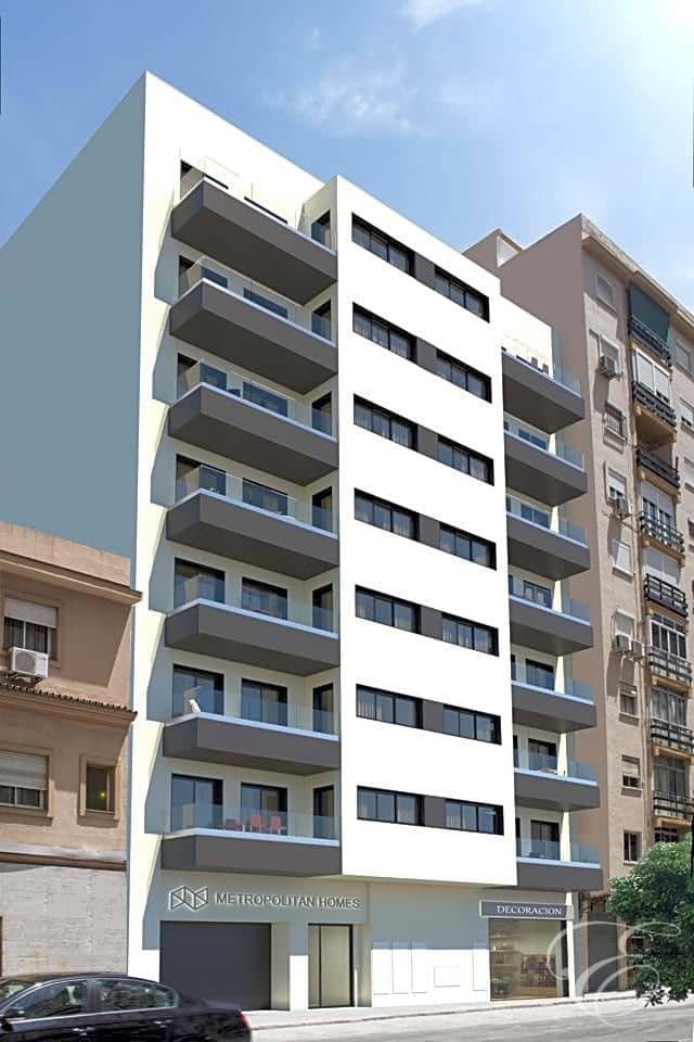 2 soverom Leilighet til salgs i Malaga by med svømmebasseng garasje - € 387 000 (Ref: 7864495)