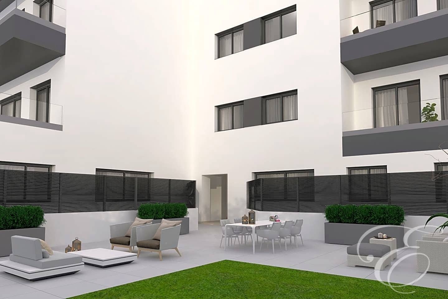 2 soverom Leilighet til salgs i Malaga by med svømmebasseng garasje - € 387 000 (Ref: 7864495)
