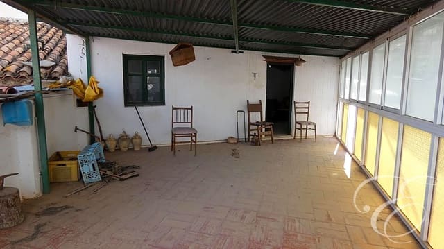 6 slaapkamer Villa te koop in Viñuela - € 158.500 (Ref: 7891136)