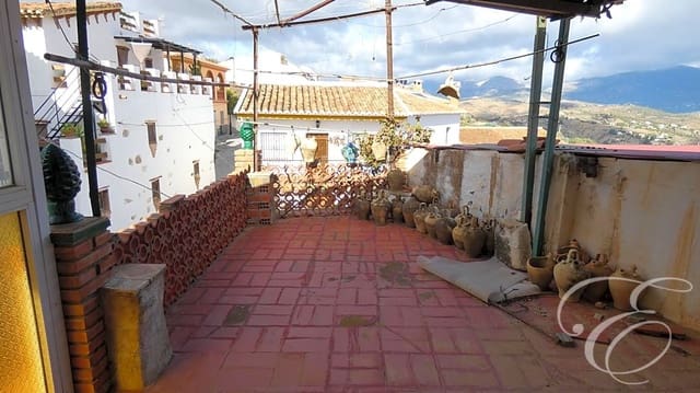 6 slaapkamer Villa te koop in Viñuela - € 158.500 (Ref: 7891136)