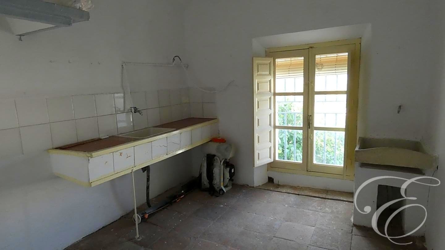 8 bedroom Villa for sale in Periana - € 420,000 (Ref: 7894498)