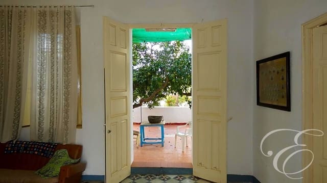 8 soverom Villa til salgs i Periana - € 420 000 (Ref: 7894498)