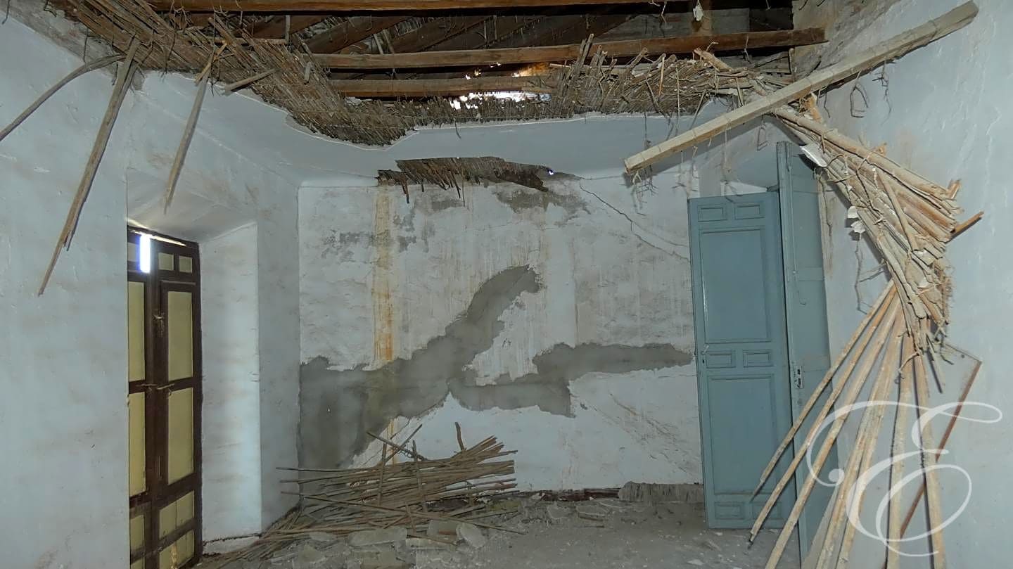 10 slaapkamer Villa te koop in Velez-Malaga - € 180.000 (Ref: 7948328)