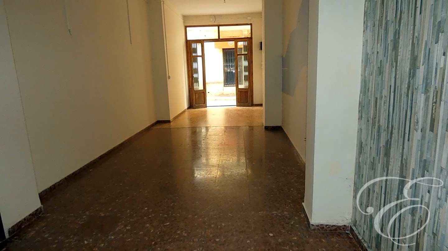 4 soveværelse Villa til salg i Archidona - € 130.000 (Ref: 7958881)