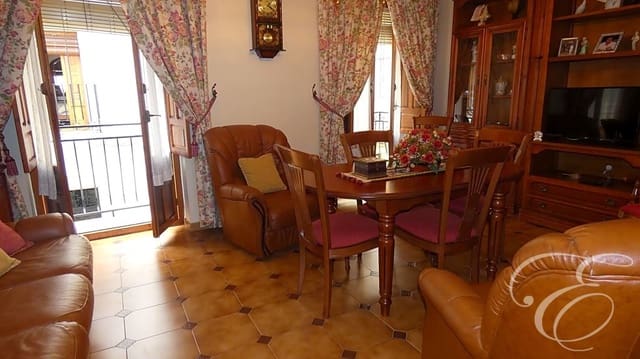 4 soveværelse Villa til salg i Archidona - € 130.000 (Ref: 7958881)