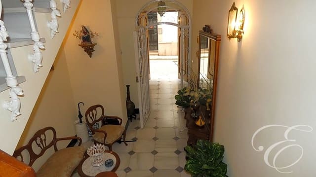 4 soveværelse Villa til salg i Archidona - € 130.000 (Ref: 7958881)