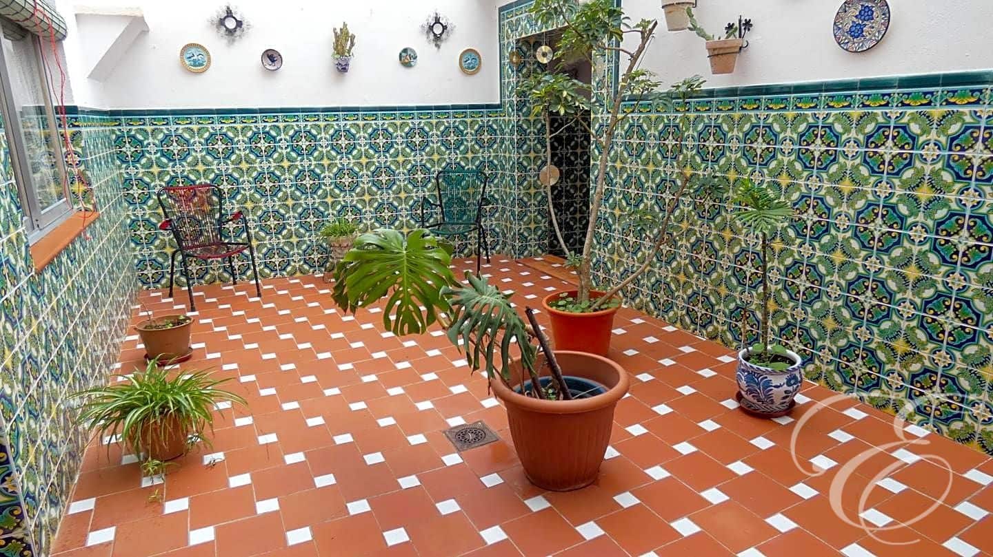 4 soveværelse Villa til salg i Archidona - € 130.000 (Ref: 7958881)