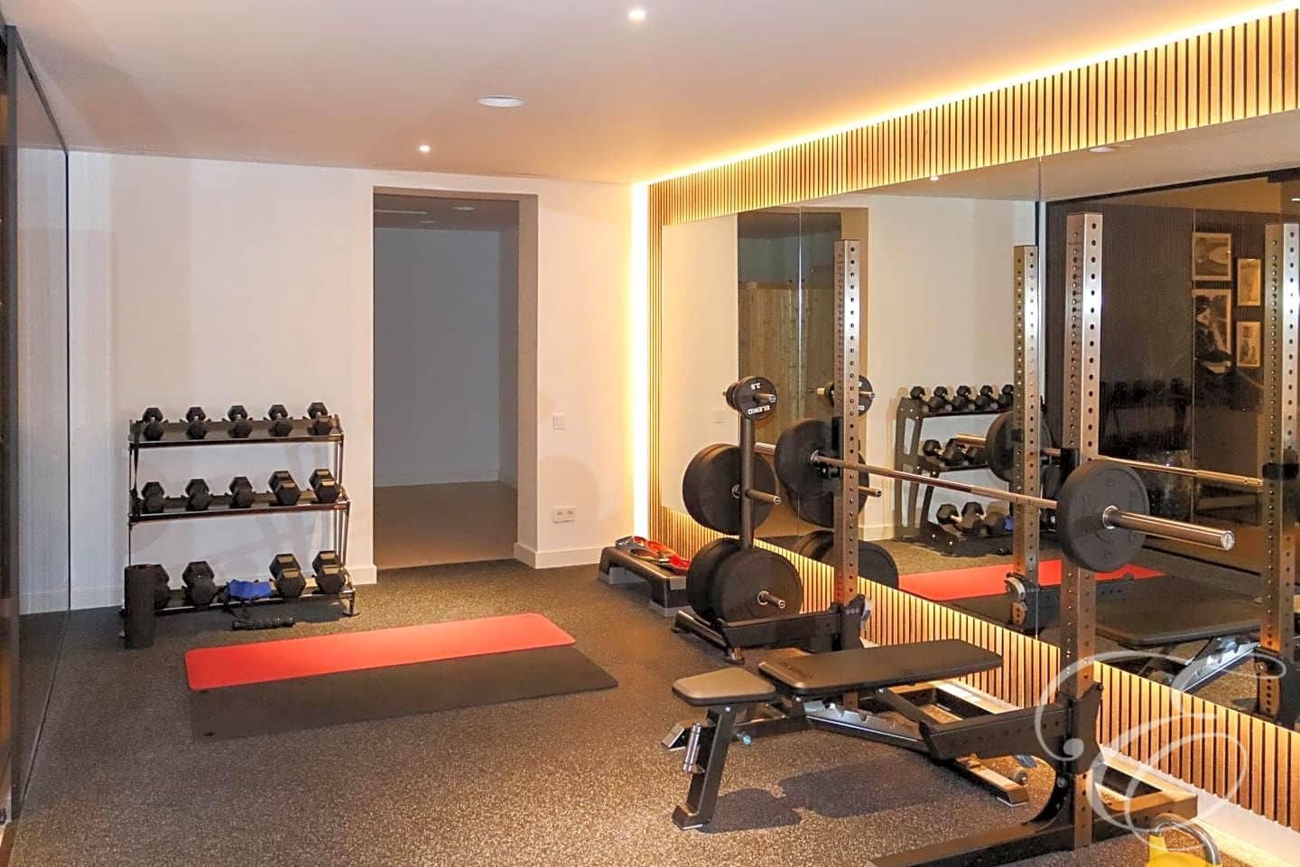 5 sypialnia Willa na sprzedaż w Benahavis z basenem - 4 500 000 € (Ref: 7965360)