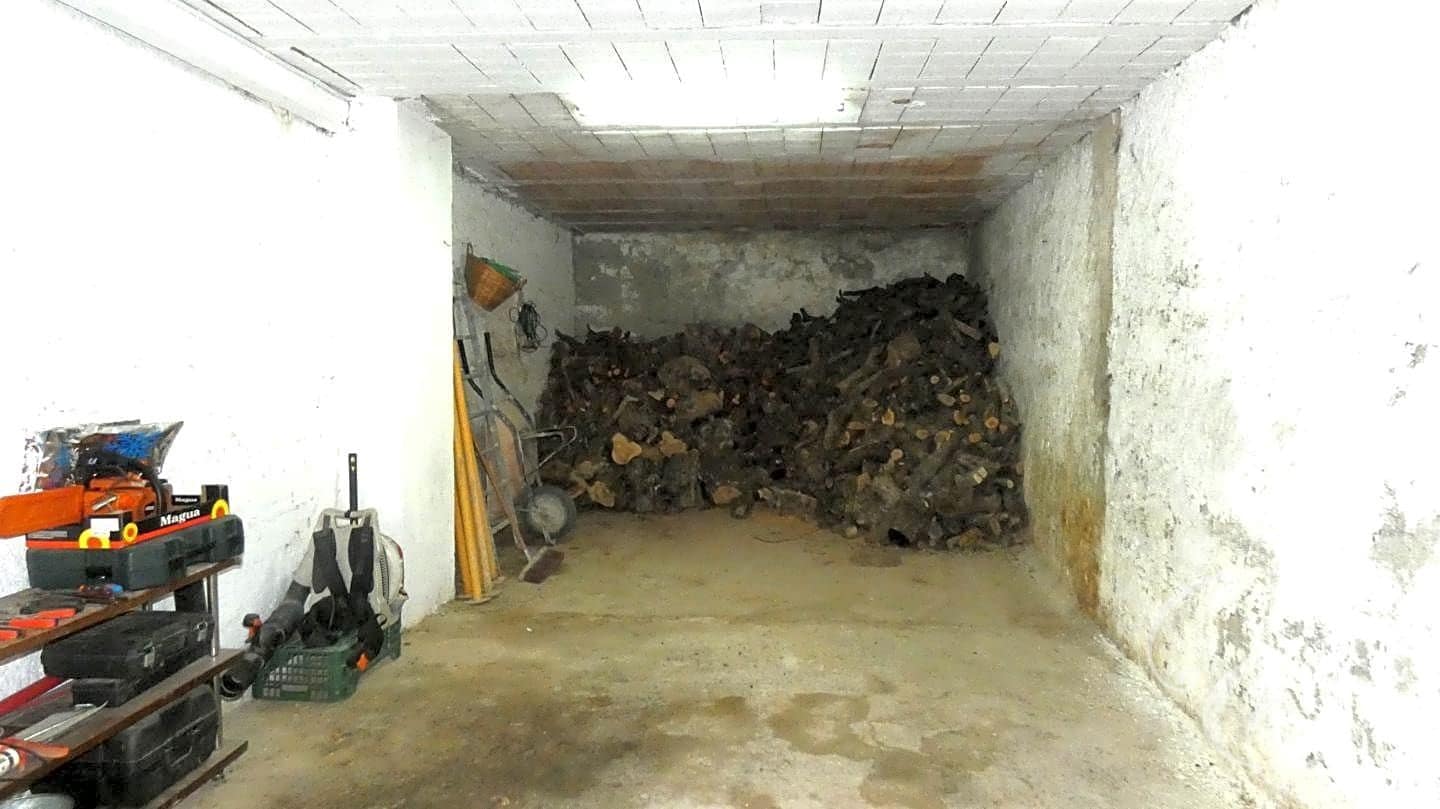 3 soveværelse Villa til salg i Alhama de Granada med garage - € 120.000 (Ref: 7994744)