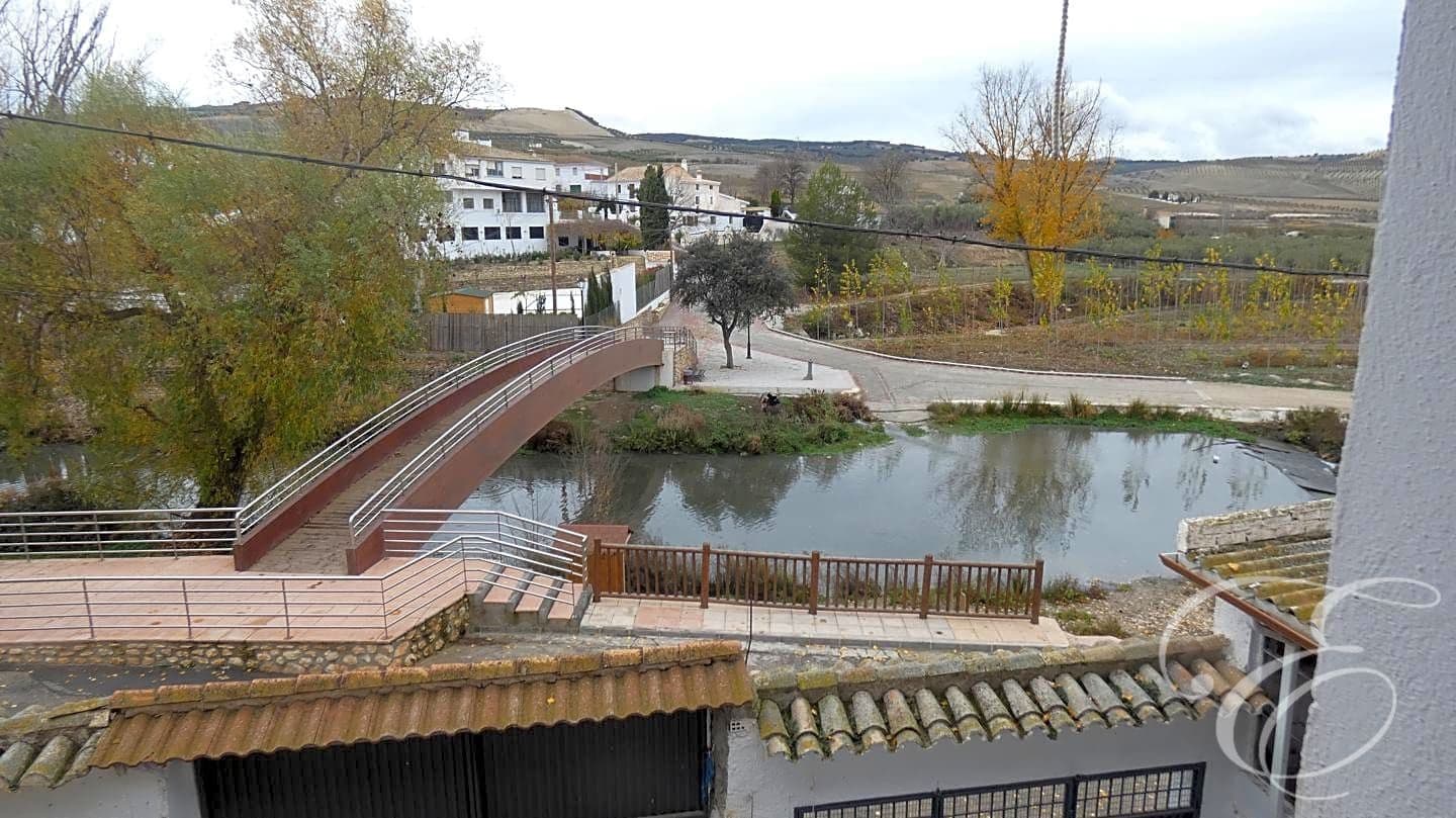 3 soveværelse Villa til salg i Alhama de Granada med garage - € 120.000 (Ref: 7994744)