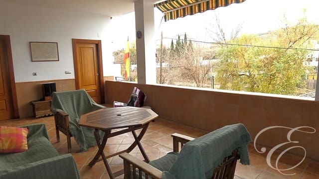 3 soveværelse Villa til salg i Alhama de Granada med garage - € 120.000 (Ref: 7994744)
