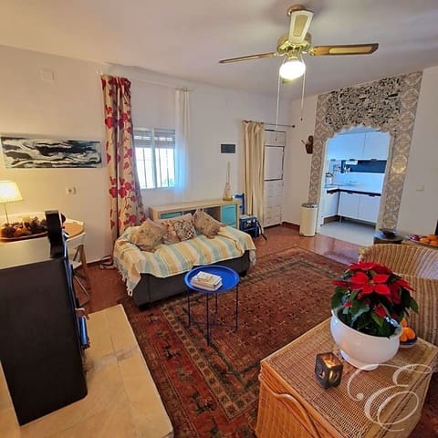 3 chambre Finca/Maison de Campagne à vendre à Comares avec piscine - 199 950 € (Ref: 8013464)