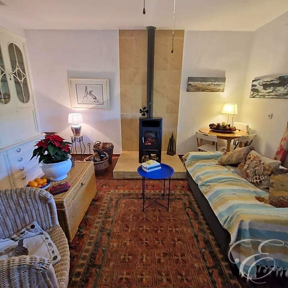 3 soveværelse Finca/Landehus til salg i Comares med swimmingpool - € 199.950 (Ref: 8013464)