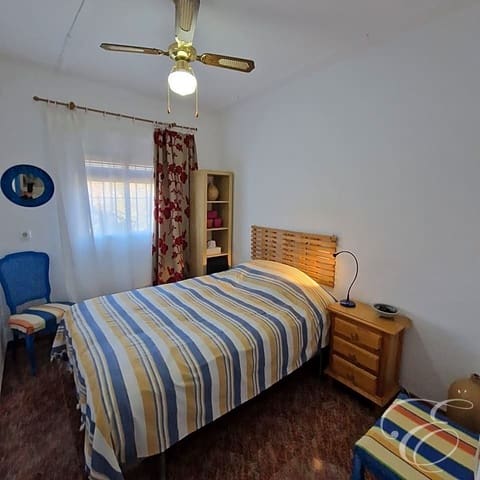 3 chambre Finca/Maison de Campagne à vendre à Comares avec piscine - 199 950 € (Ref: 8013464)