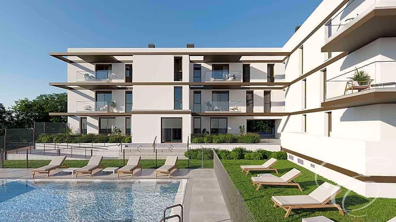 1 chambre Appartement à vendre à Estepona avec piscine - 263 000 € (Ref: 8016237)