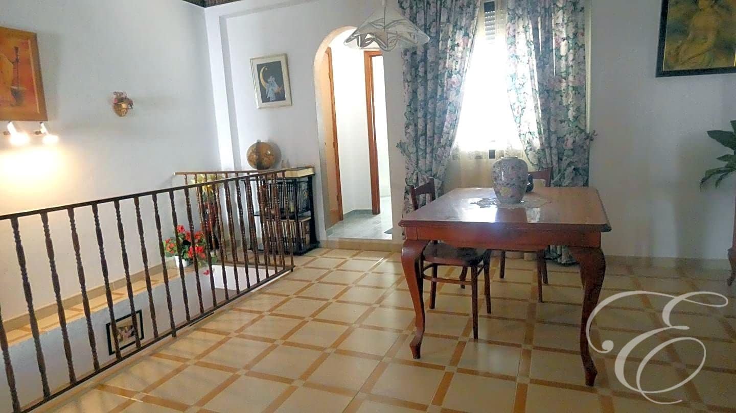 6 soveværelse Villa til salg i Riogordo - € 185.000 (Ref: 8053605)