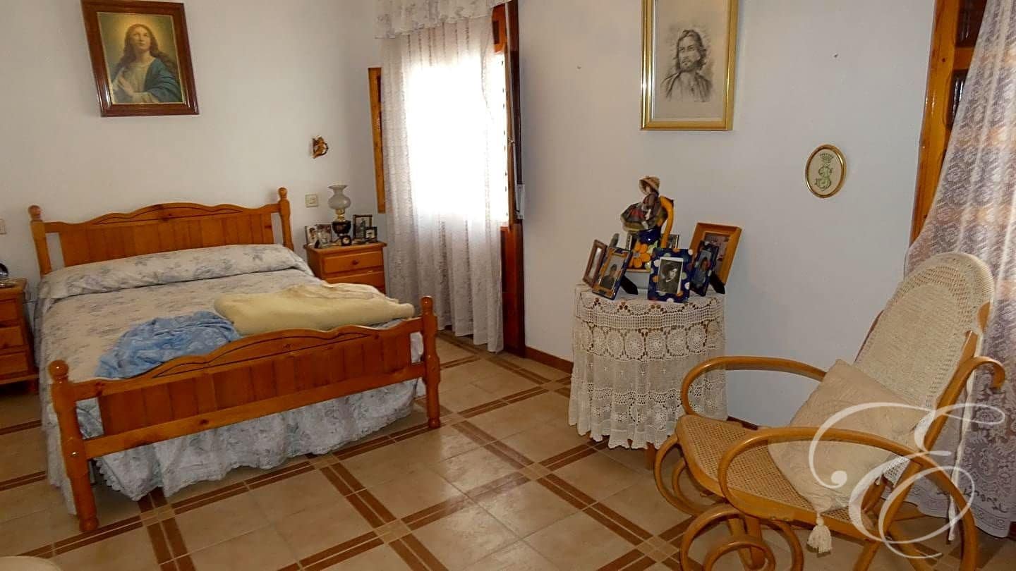 3 soveværelse Villa til salg i Riogordo - € 100.000 (Ref: 8053606)