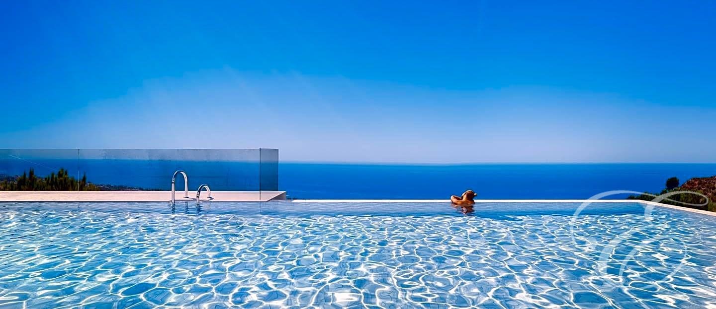 2 soverom Leilighet til salgs i Rincon de la Victoria med svømmebasseng garasje - € 425 000 (Ref: 8096308)