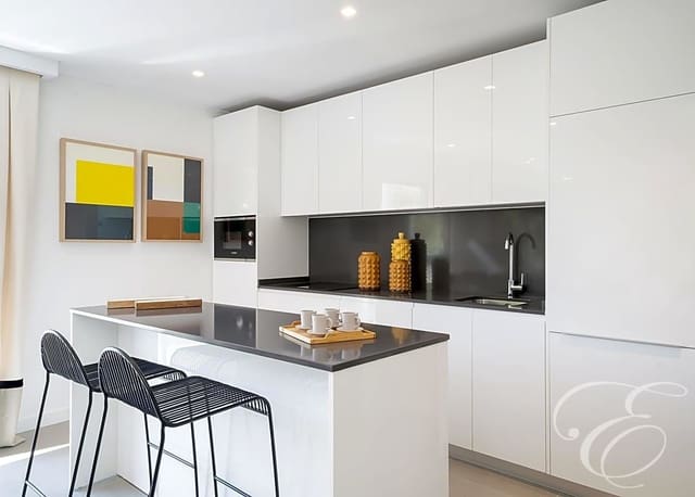 1 makuuhuone Asunto myytävänä paikassa Torremolinos mukana uima-altaan 
autotalli - 399 000 € (Ref: 8101618)