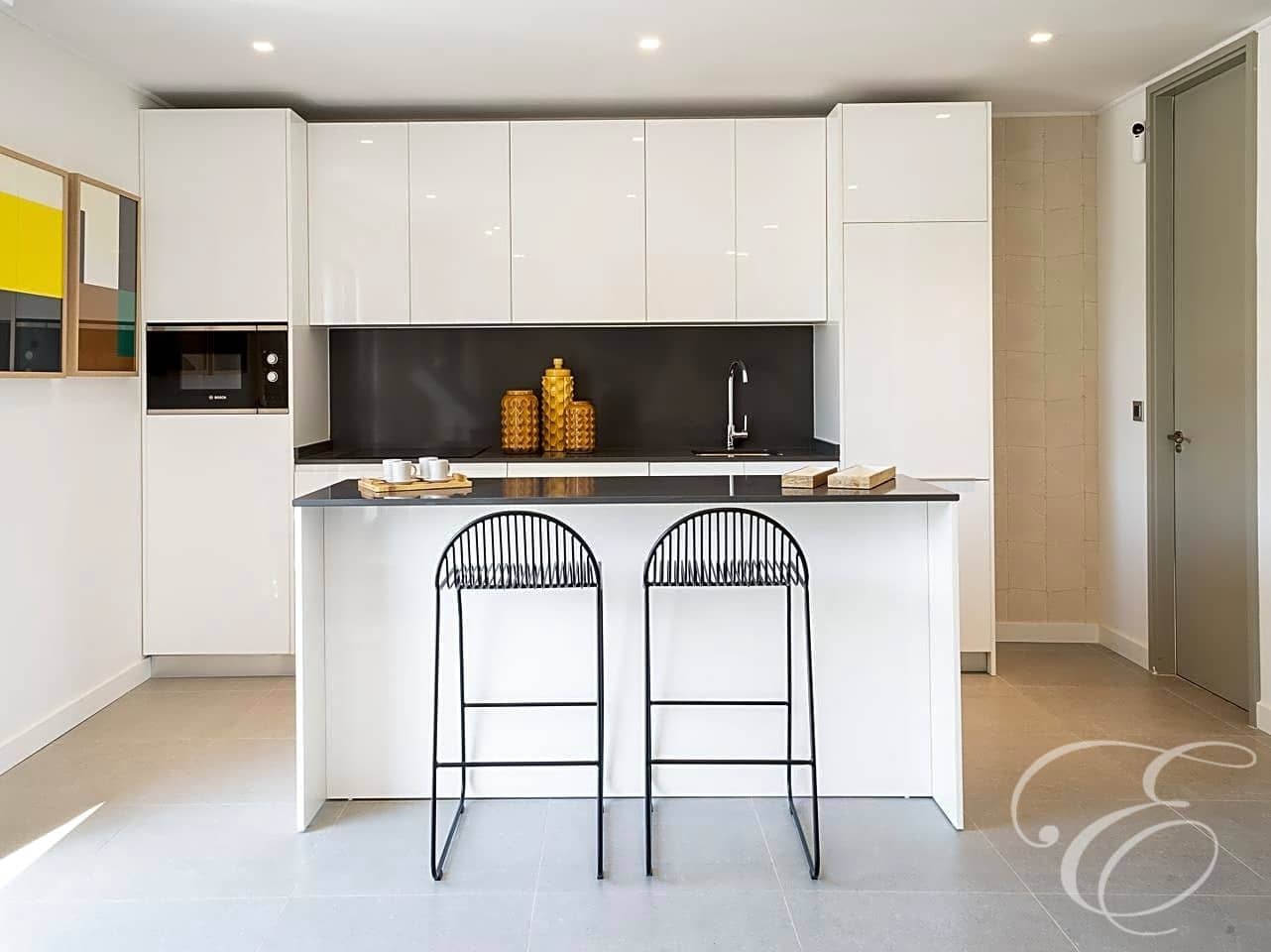 1 soverom Leilighet til salgs i Torremolinos med svømmebasseng garasje - € 399 000 (Ref: 8101618)