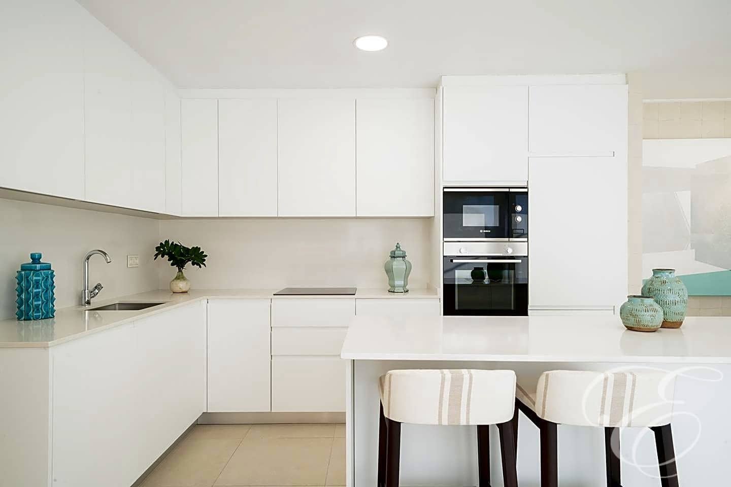 1 soverom Leilighet til salgs i Torremolinos med svømmebasseng garasje - € 399 000 (Ref: 8101618)