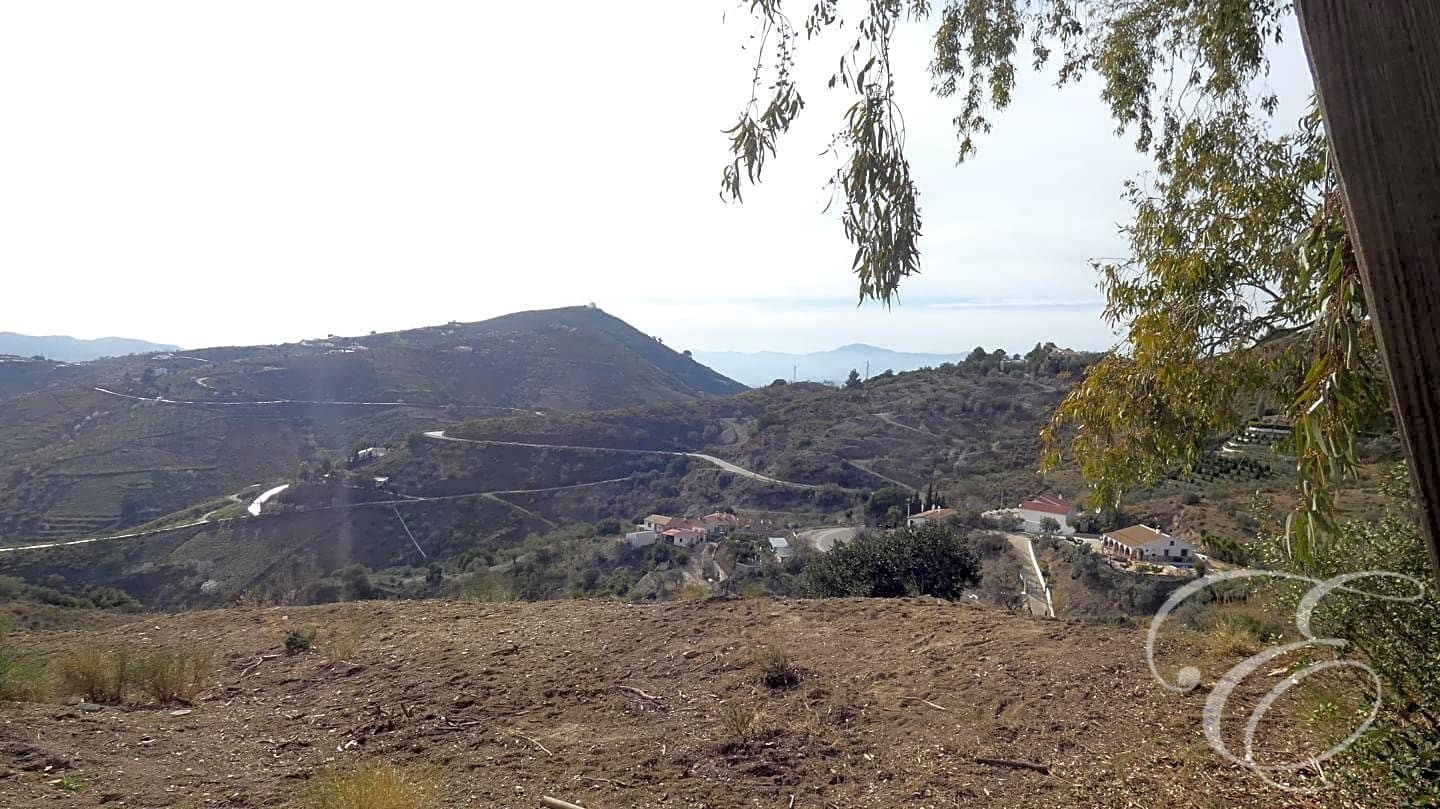 3 soverom Finca/Herregård til salgs i Sedella med svømmebasseng garasje - € 395 000 (Ref: 8119706)