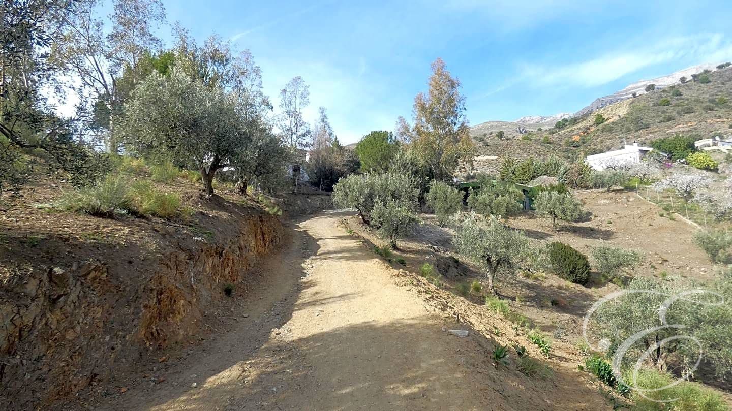 3 soverom Finca/Herregård til salgs i Sedella med svømmebasseng garasje - € 395 000 (Ref: 8119706)