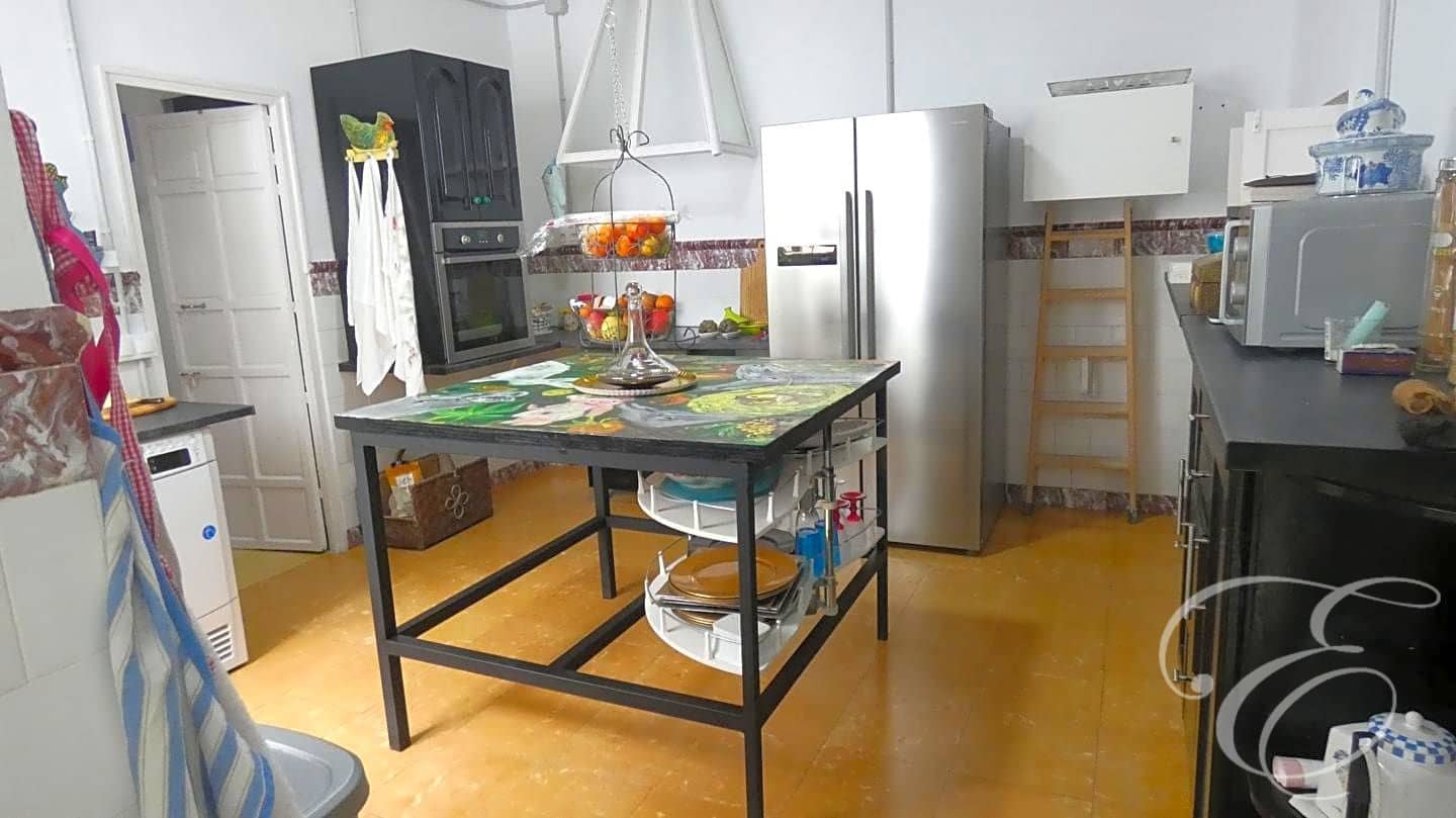 7 soveværelse Villa til salg i Archidona med garage - € 359.000 (Ref: 8122826)