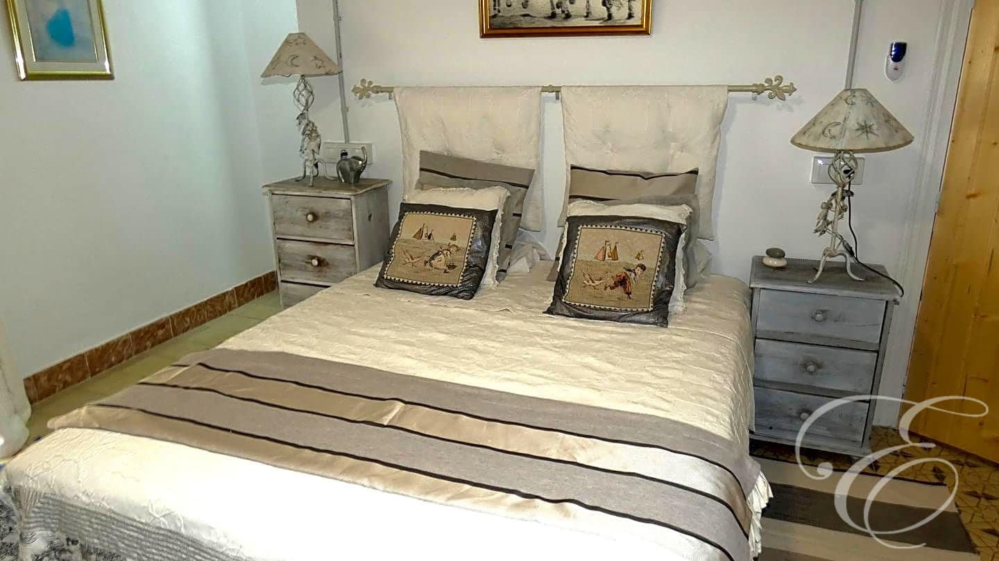 7 soveværelse Villa til salg i Archidona med garage - € 359.000 (Ref: 8122826)