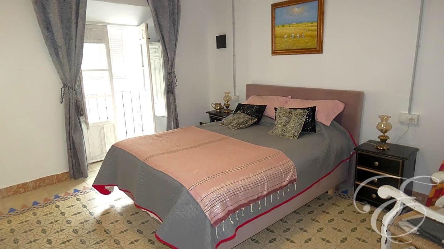 7 soveværelse Villa til salg i Archidona med garage - € 359.000 (Ref: 8122826)