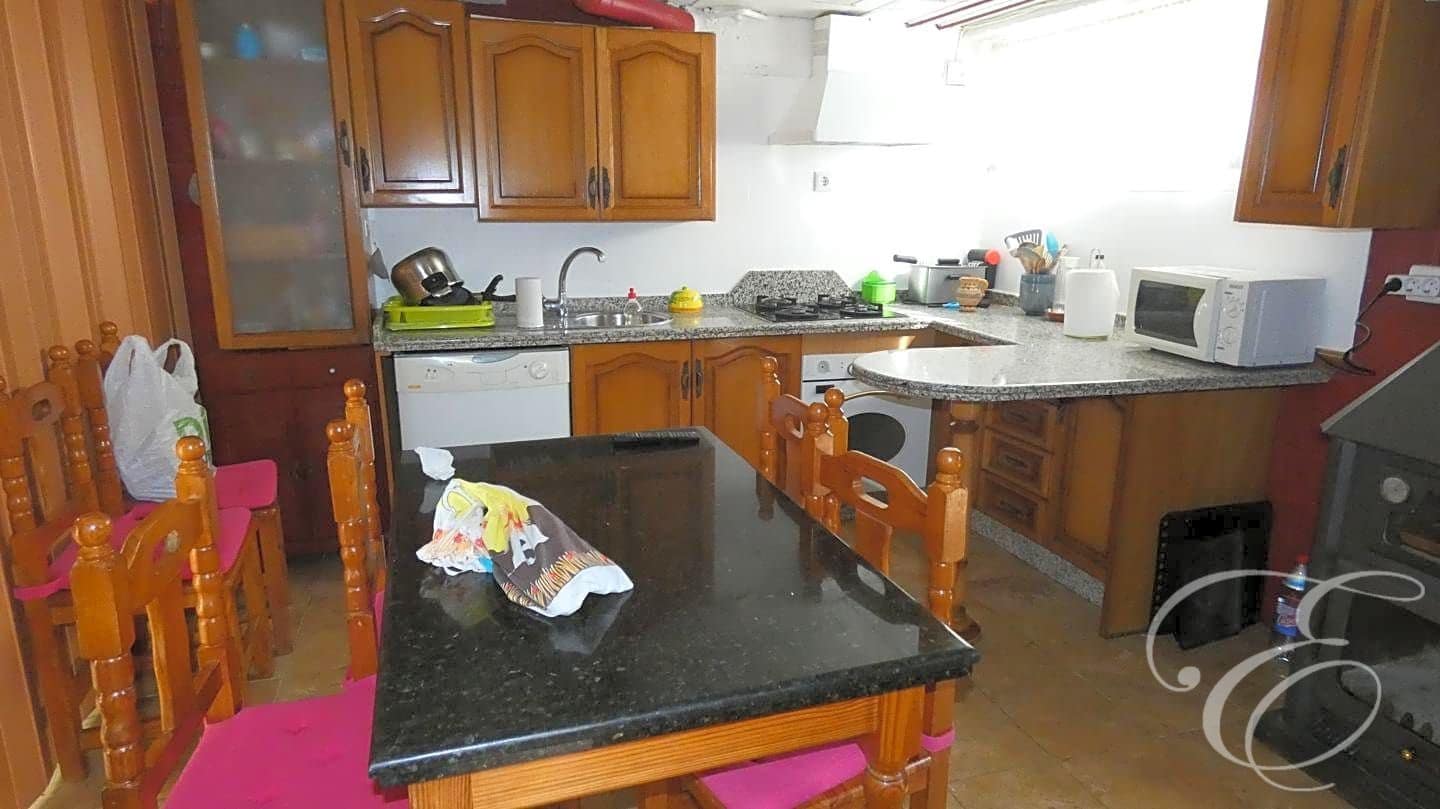 3 soveværelse Villa til salg i Villanueva del Trabuco med swimmingpool garage - € 315.000 (Ref: 8122828)