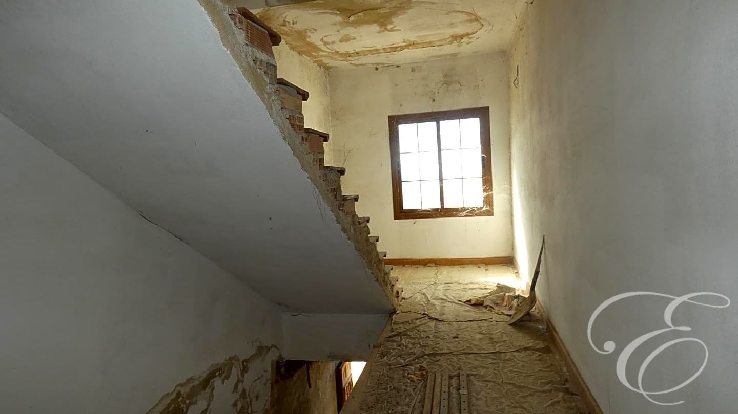 3 soveværelse Villa til salg i Periana - € 130.000 (Ref: 8152904)