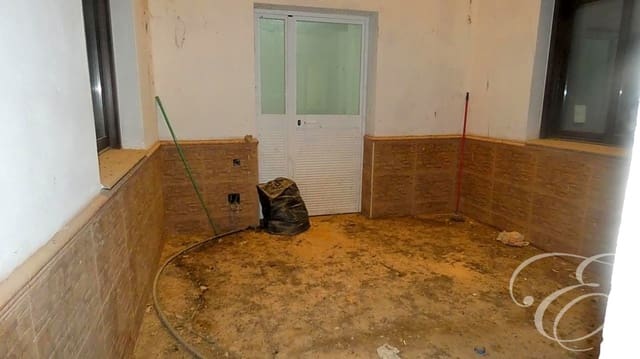 3 soverom Villa til salgs i Periana - € 130 000 (Ref: 8152904)