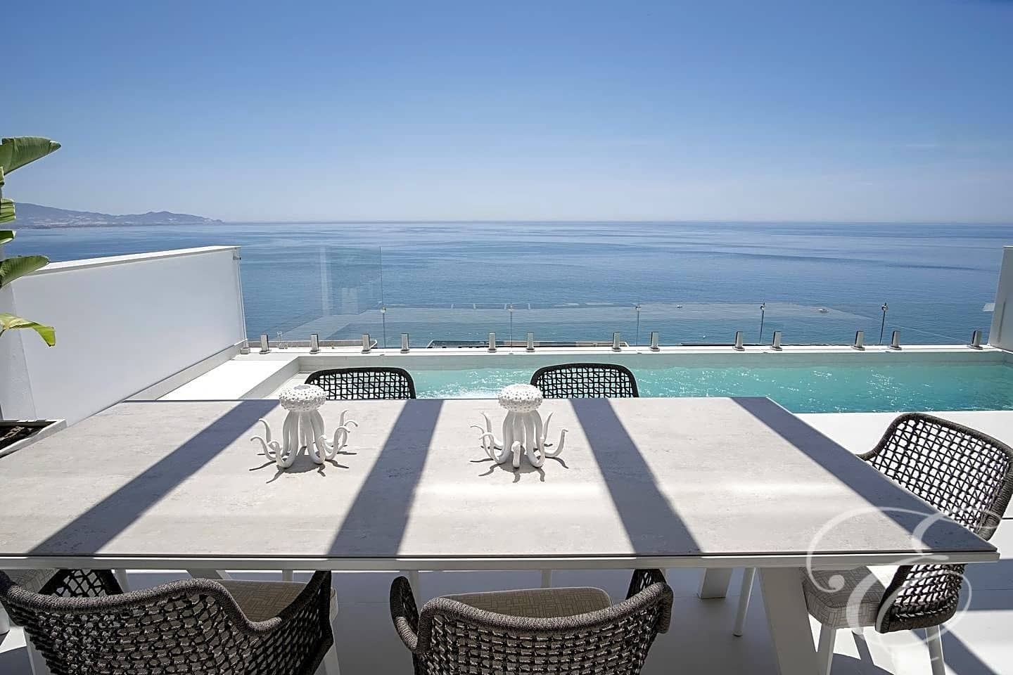 4 Zimmer Villa zu verkaufen in Almunecar mit Pool Garage - 1.350.000 € (Ref: 8163277)