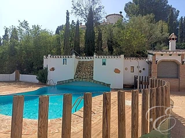 6 slaapkamer Villa te koop in Viñuela met zwembad garage - € 980.000 (Ref: 8173715)