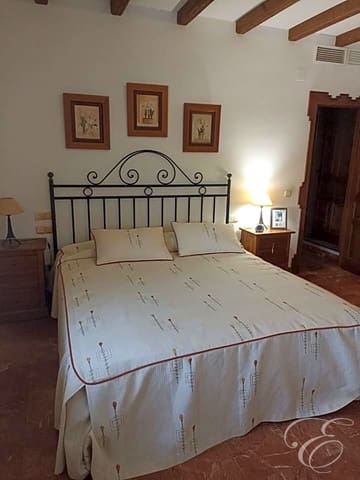 6 slaapkamer Villa te koop in Viñuela met zwembad garage - € 980.000 (Ref: 8173715)