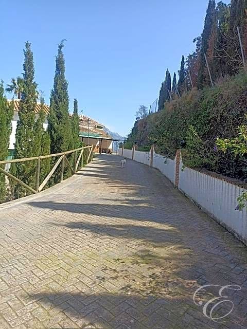 6 soveværelse Villa til salg i Vinuela med swimmingpool garage - € 980.000 (Ref: 8173715)