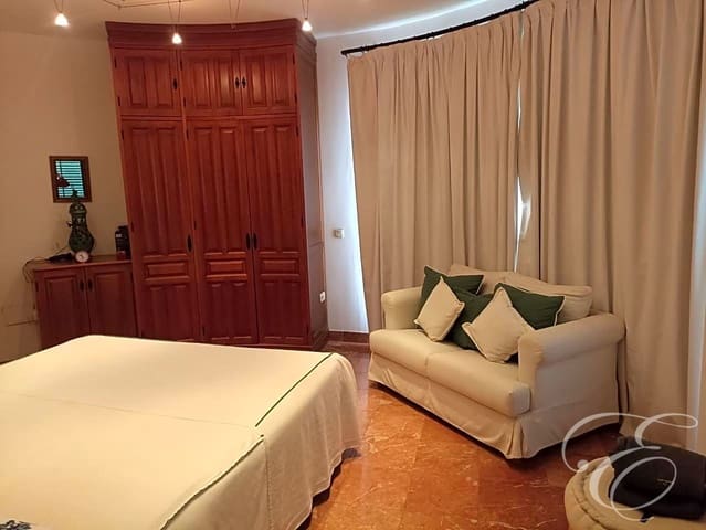 6 slaapkamer Villa te koop in Viñuela met zwembad garage - € 980.000 (Ref: 8173715)