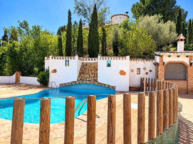 6 chambre Villa/Maison à vendre à Viñuela avec piscine garage - 835 000 € (Ref: 8173715)