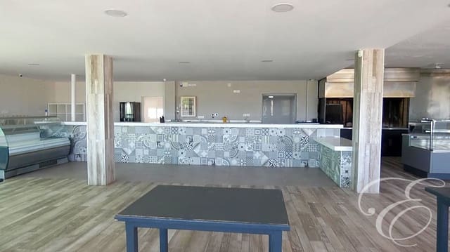 4 soveværelse Villa til salg i Moraleda de Zafayona med garage - € 930.000 (Ref: 8264227)