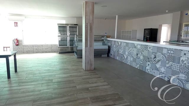 4 soveværelse Villa til salg i Moraleda de Zafayona med garage - € 930.000 (Ref: 8264227)