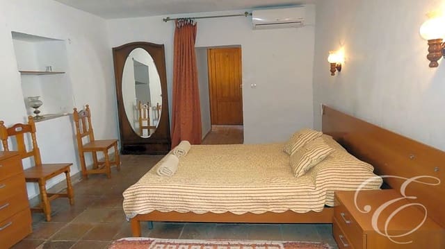 3 soveværelse Villa til salg i Benamargosa med swimmingpool garage - € 225.000 (Ref: 8312003)