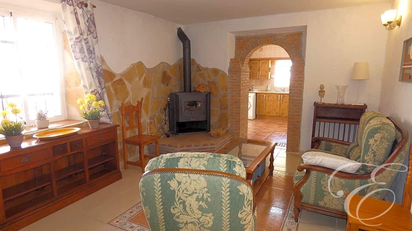 3 soveværelse Villa til salg i Benamargosa med swimmingpool garage - € 225.000 (Ref: 8312003)