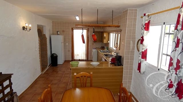 3 soveværelse Villa til salg i Benamargosa med swimmingpool garage - € 225.000 (Ref: 8312003)