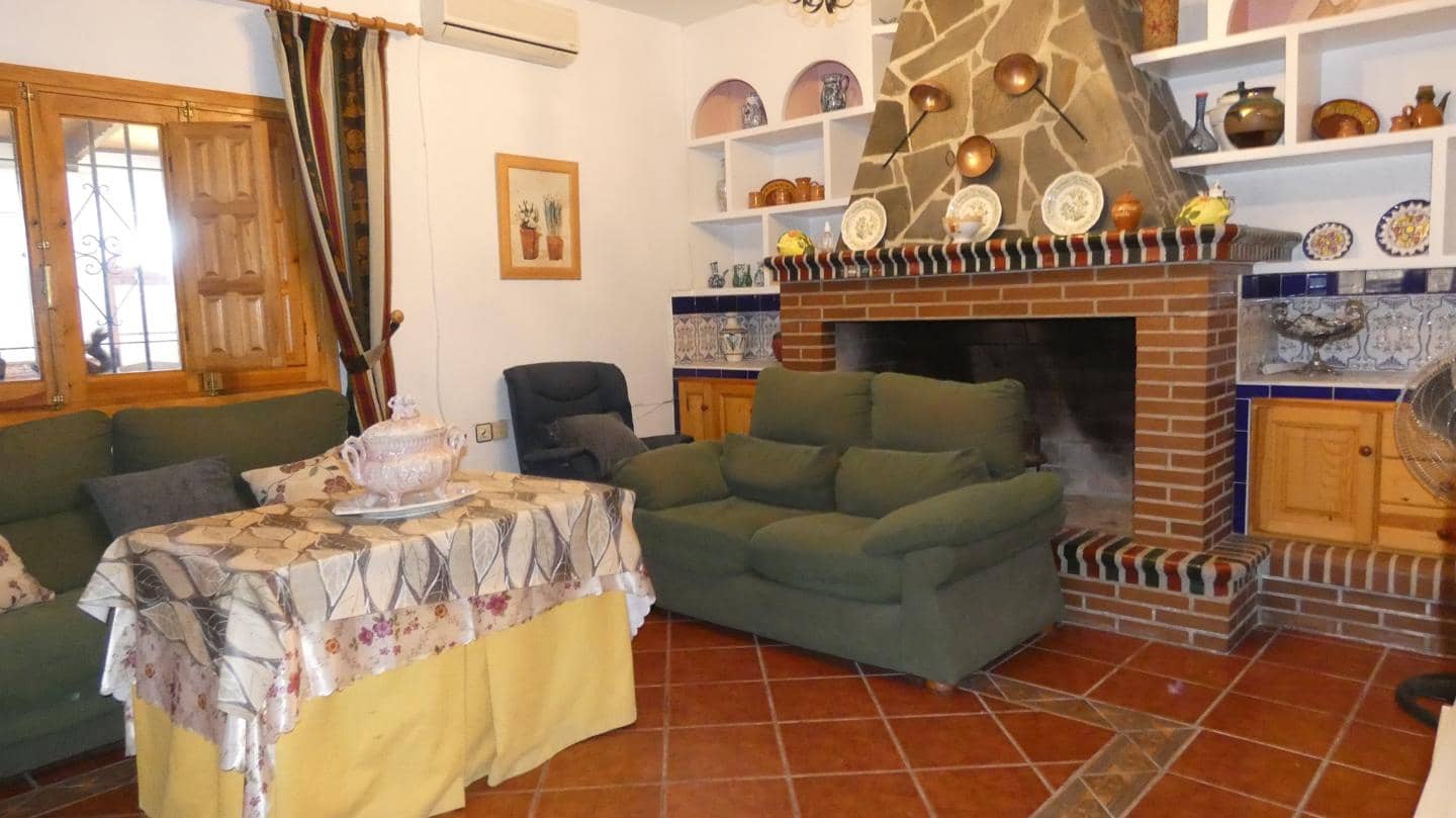 2 soveværelse Finca/Landehus til salg i Velez de Benaudalla med swimmingpool - € 230.000 (Ref: 8317038)