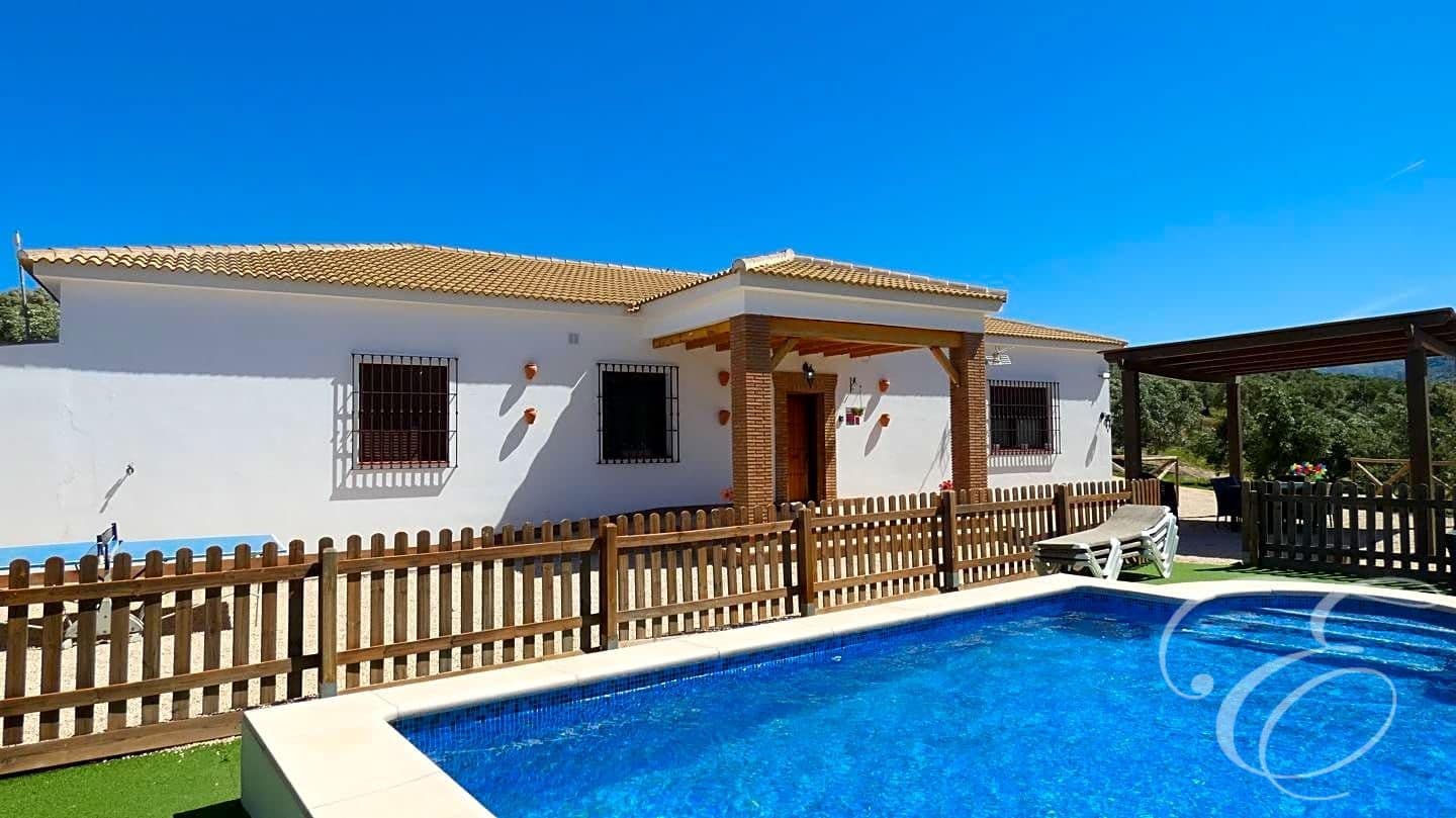 7 quarto Quinta/Casa Rural para venda em Villanueva del Trabuco com piscina garagem - 498 000 € (Ref: 8325064)