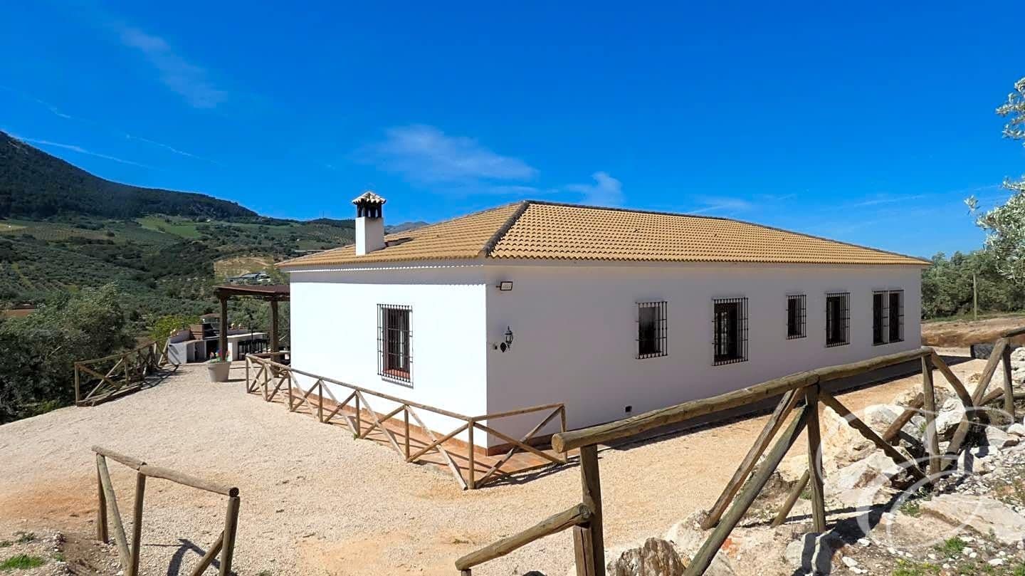 7 quarto Quinta/Casa Rural para venda em Villanueva del Trabuco com piscina garagem - 498 000 € (Ref: 8325064)
