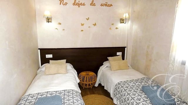 7 soverom Finca/Herregård til salgs i Villanueva del Trabuco med svømmebasseng garasje - € 498 000 (Ref: 8325064)