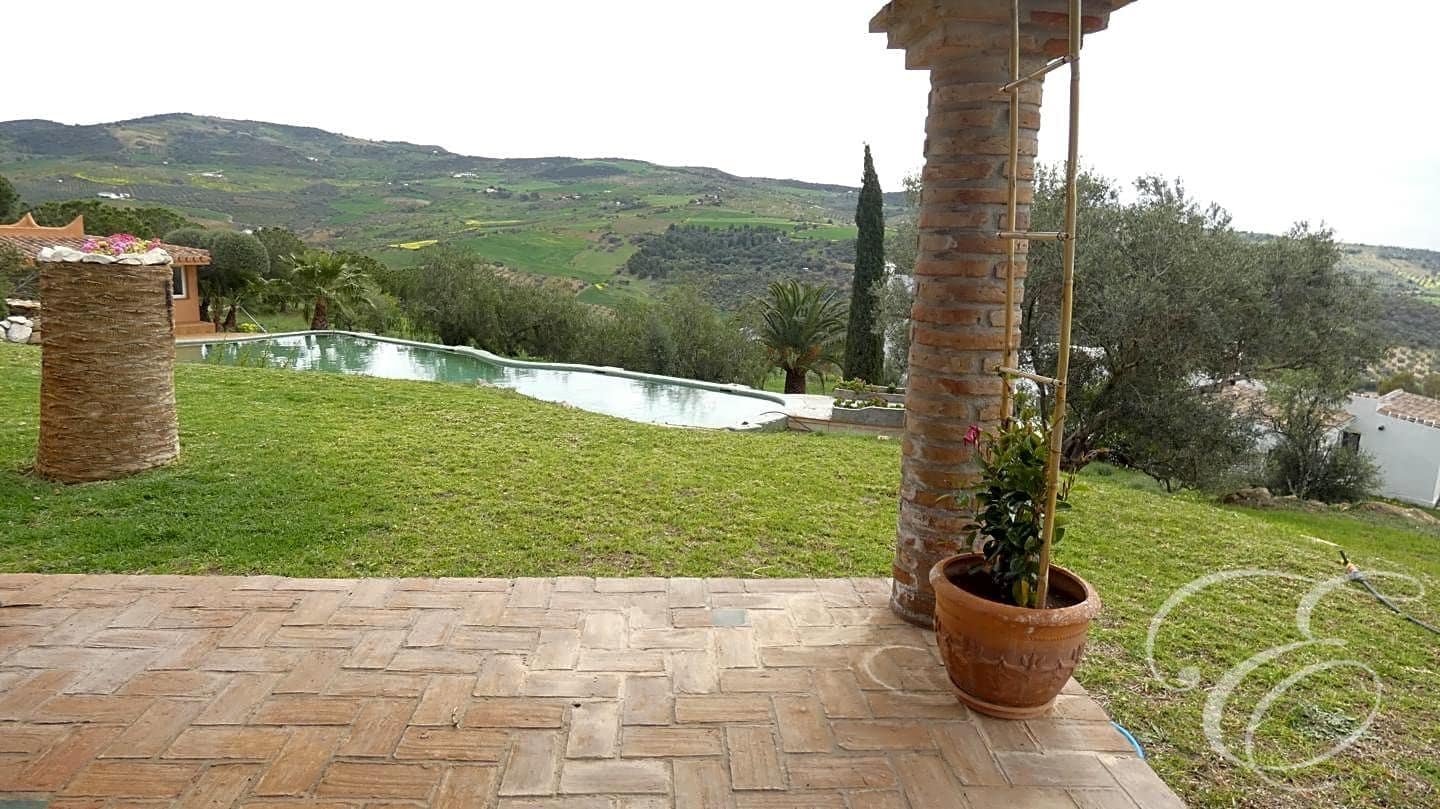 6 slaapkamer Finca/Landhuis te koop in Villanueva de la Concepcion met zwembad - € 880.000 (Ref: 8329324)